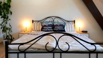 1 Schlafzimmer, BĂŒgeleisen/BĂŒgelbrett, WLAN, BettwĂ€sche