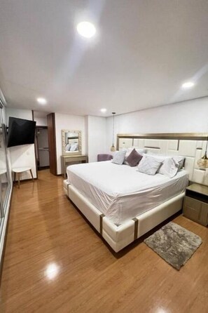 3 bedrooms, WiFi, bed sheets