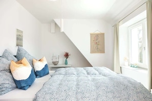 4 bedrooms, WiFi