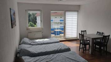 1 Schlafzimmer, Schreibtisch, Bügeleisen/Bügelbrett, WLAN