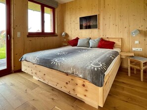 3 bedrooms, WiFi