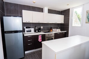 Microwave, stovetop