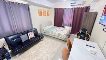 2 habitaciones, tabla de planchar con plancha, wifi y ropa de cama