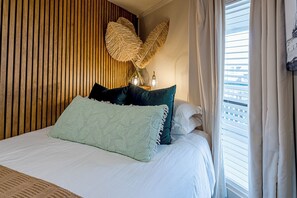 1 chambre, fer et planche à repasser, Wi-Fi gratuit, draps fournis