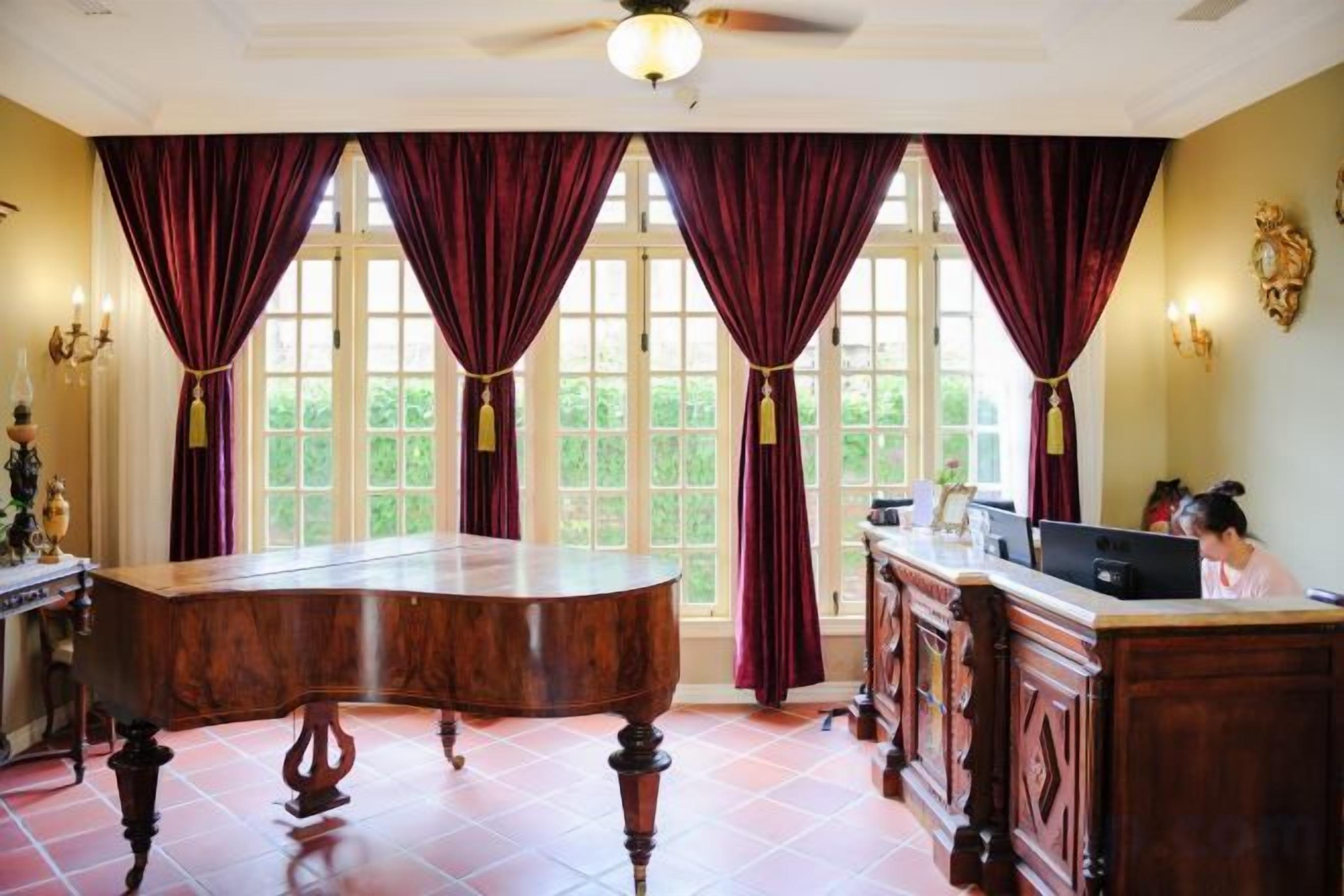 Lobi