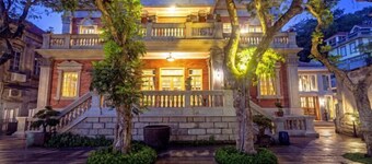 Lilac Garden Hotel