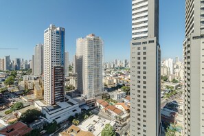 Basic Apartment | Exterior - Incredible Stay With Pool and gym in Setor Bueno - Dnag (Goiânia)