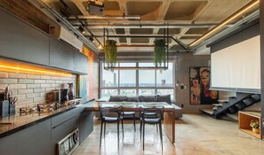 Departamento básico | Restaurantes