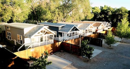Moab Tiny Home Near Arches | Sleeps 6 | King + Loft | Mill Creek Falls
