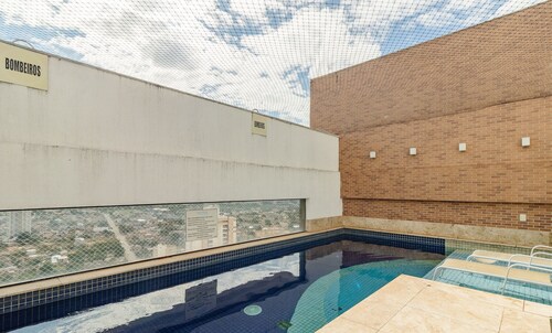Apartment Next to Flamboyant Shopping Mall - ESS