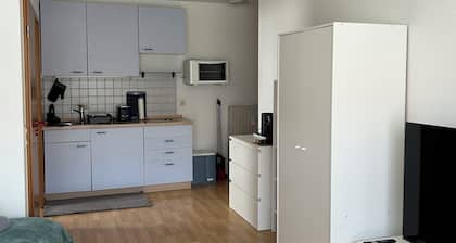 City-Nest I Balkon I Netflix