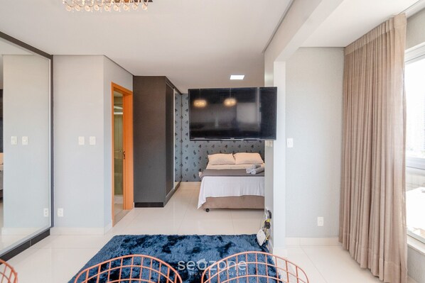 Basic Studio | 1 bedroom, free WiFi - LHD - Condo With Pool and gym in Setor Bueno (Goiânia)