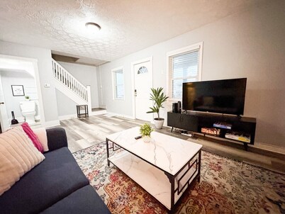 Cozy Urban Escape. Piqua, Ohio