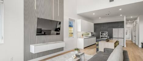 Smart TV, fireplace, stereo, offices