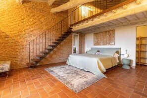 8 室のベッドルーム、アイロン / アイロン台、WiFi、ベッドシーツ