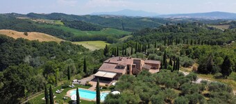 Tuscan Charm Meets Luxury Living – Rent San Nazario Il Poderuccio Today