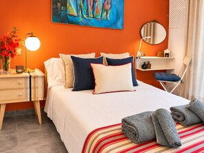 2 bedrooms, iron/ironing board, WiFi (free), bed sheets