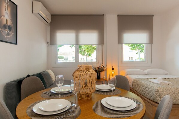 Wifi gratis y ropa de cama