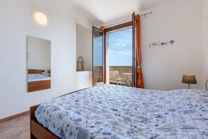3 Schlafzimmer, Bügeleisen/Bügelbrett, Reisekinderbett