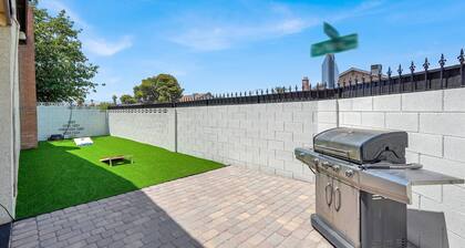 Modern Vegas 4BR Home w/ Pool, Jacuzzi & Game Room