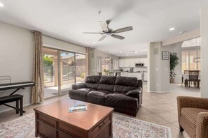 Téléviseur connecté, bureau