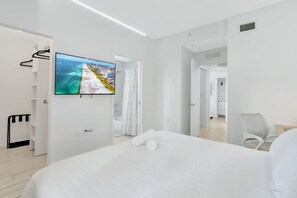 2 bedrooms, iron/ironing board, free WiFi, bed sheets