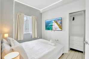 2 bedrooms, iron/ironing board, free WiFi, bed sheets