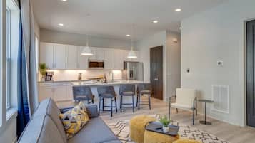 House | 4 bedrooms, Internet