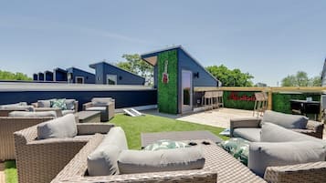 House | 5 bedrooms, Internet