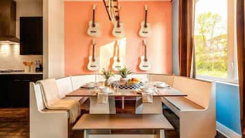 Casa | 4 dormitorios y Internet