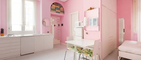 1 bedroom, iron/ironing board