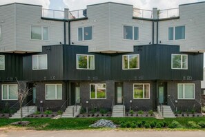 Maison | 8 chambres, bureau, accĂšs Ă Internet haute vitesse
