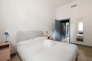 1 bedroom, iron/ironing board