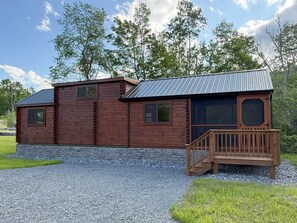 Cabin | Terrace/patio