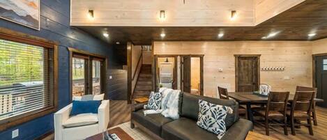 Fernseher, Kamin, Videospiele