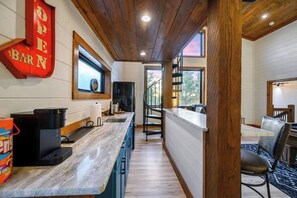 Fridge, microwave, oven, stovetop - Private Mountain-View Cabin w/ Pool & Hot Tub (Broken Bow)