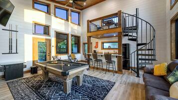 TV, fireplace, offices