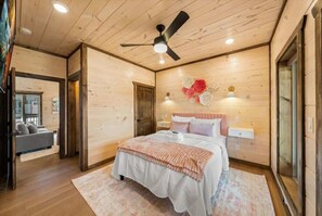 3 chambres, fer et planche à repasser, lit parapluie, Wi-Fi