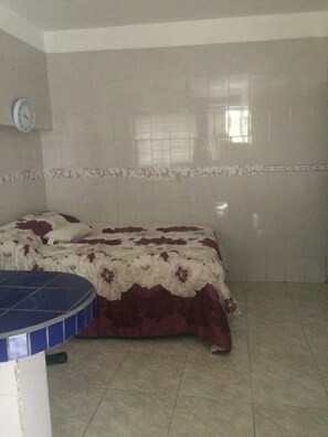 1 bedroom, iron/ironing board, bed sheets