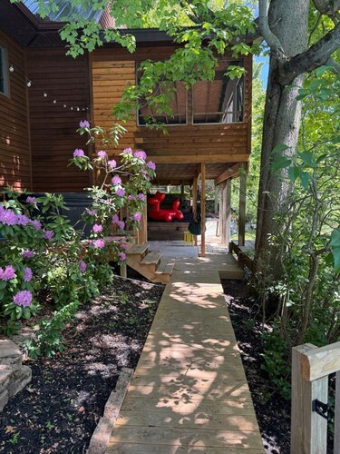 Camp Llama Getaway Farm Escape with Pool & Hot Tub