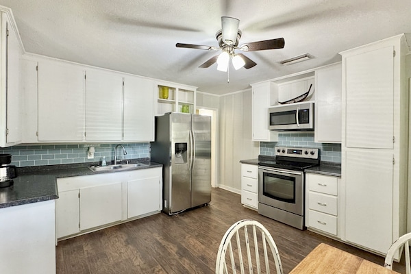 Microwave, oven, stovetop, dishwasher