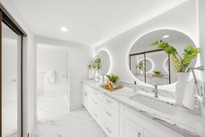 Haartrockner, Toilettenpapier