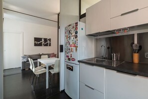 Fridge, microwave, dishwasher, toaster