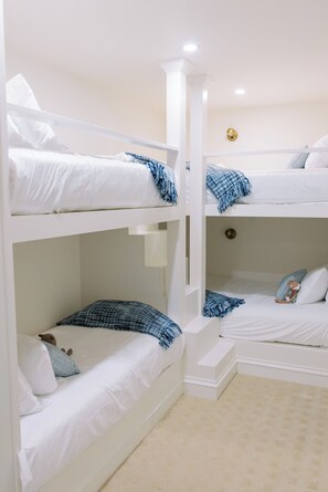 Maison Luxe, plusieurs chambres, vue lac