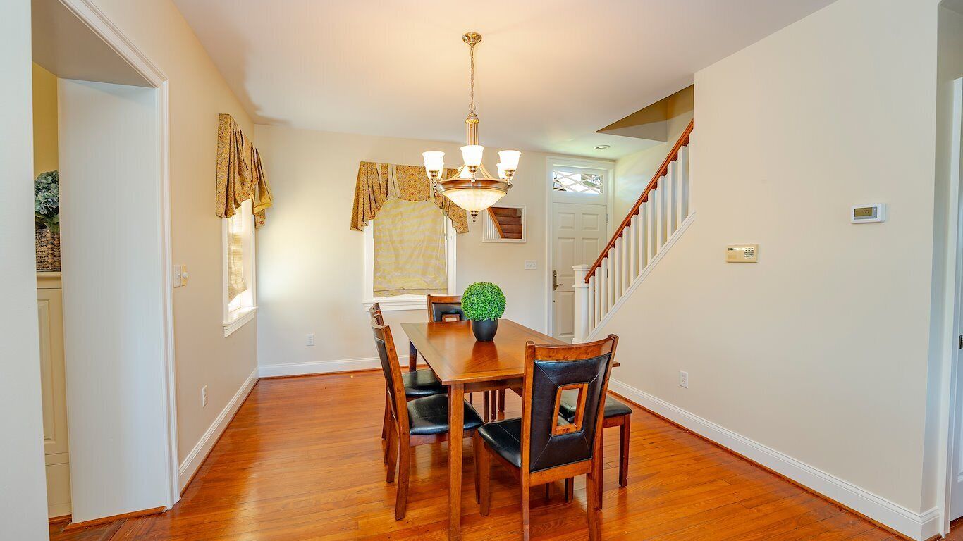 Panoramic Cottage, Vineyard View | Dining