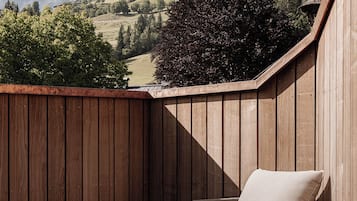 Tina de hidromasaje al aire libre