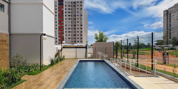 Piscina a l'aire lliure 