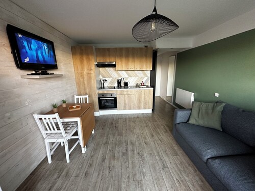 Studio 50m from the sea