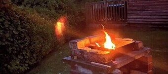 Pod2 Kingfisher Powys River Glamping Pods Builth Wells Wales