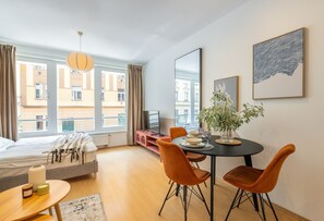 Dining - Designer Prague Studio in a Vibrant Neighborhood by EasyBNB Premium (Prague)